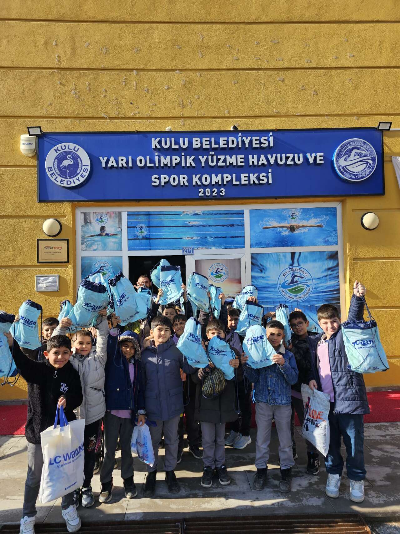 Konya’nın 20 ilçesinde yüzme eğitimleri verilmeye başladı 12